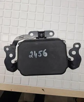 Toyota RAV 4 (XA40) Distronic sensor radar 2014DJ4926
