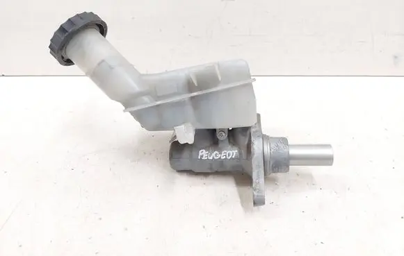 Peugeot 4007 Master brake cylinder 03350890011 03350890021 220529