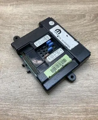 Chrysler Pacifica Fuse module 05140464AA