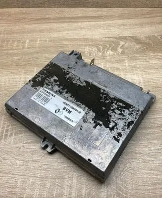 Renault Espace II Engine control unit/module ECU 7700850439 S101724101E