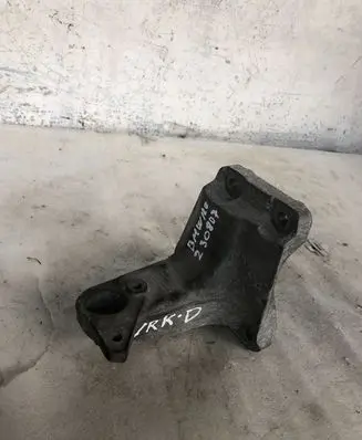 BMW 1 F20 F21 Engine mounting bracket 18129010