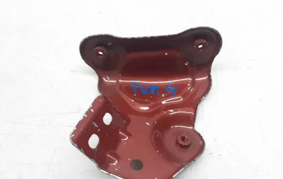 Skoda Fabia Mk3 (NJ) Fender mounting bracket 6V0821141