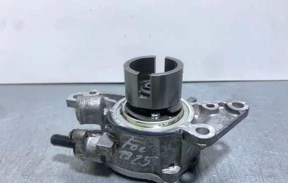 Subaru Forester SK Vacuum pump