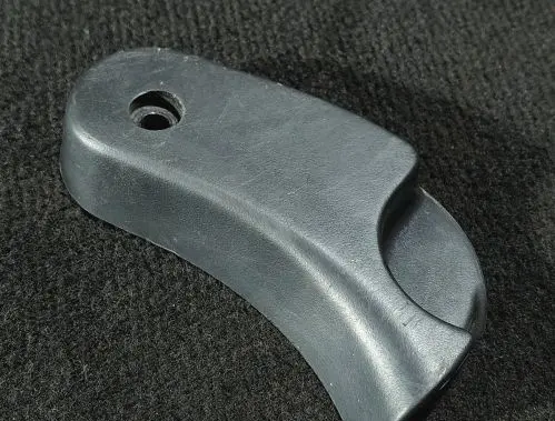 BMW 5 E39 Engine bonnet (hood) release handle 8223163