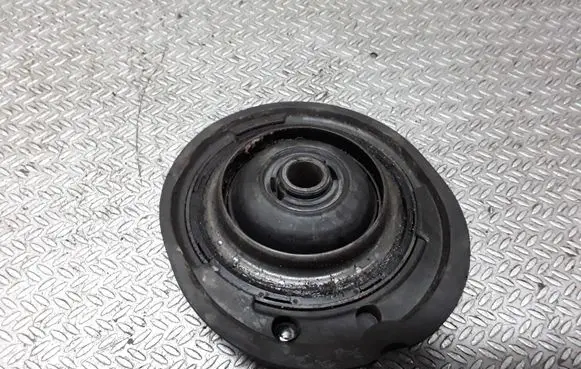 Peugeot 1007 Coil spring mount 370308629