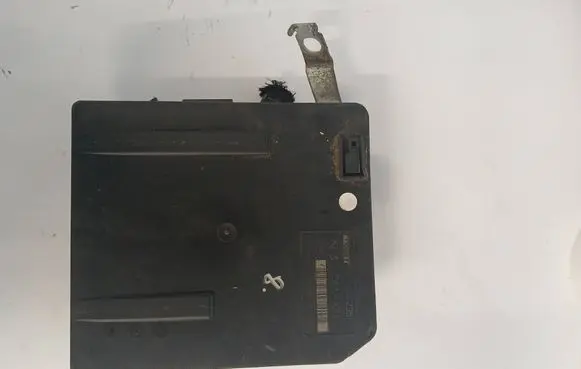 Renault Kangoo II Fuse module 8201044235 USMX61