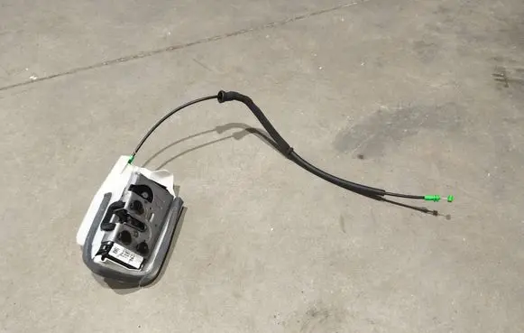 Tesla Model 3 Front door lock 150067291B