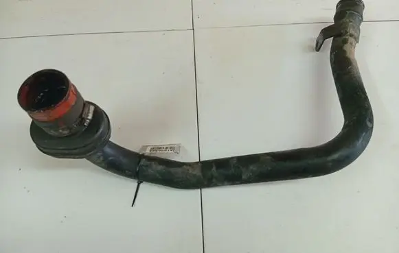 Chrysler Voyager Intercooler hose/pipe 