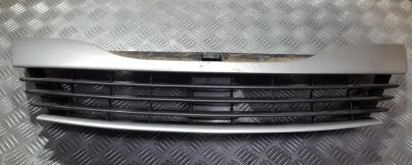 Renault Laguna II Front grill 8200012581
