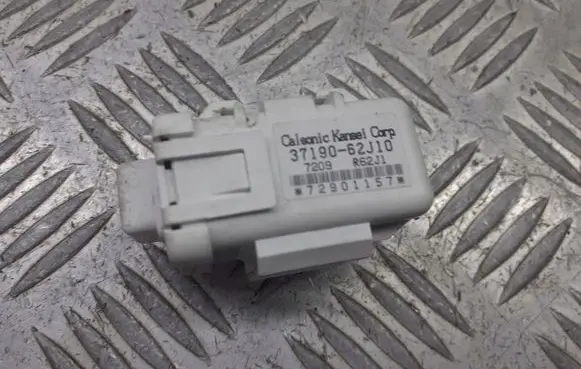 Suzuki Swift I Immobilizer control unit/module 37190-62J10