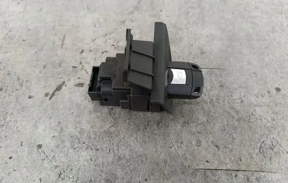 BMW 1 E81 E87 Ignition lock 