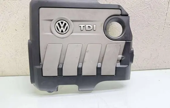 Engine cover (trim)