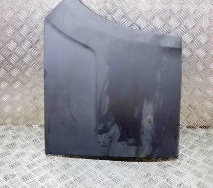 Rear fender molding trim