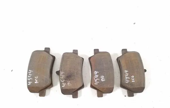 Volvo XC40 Brake pads (rear) 32276933