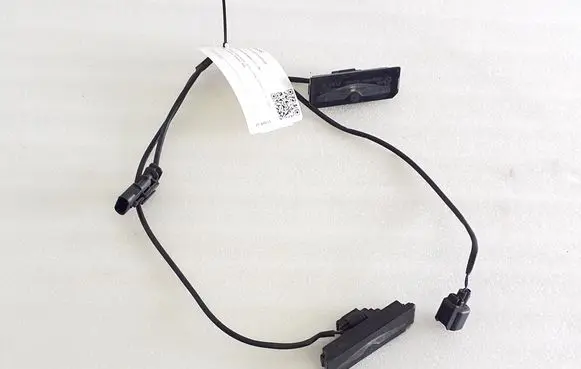 Land Rover Evoque I Number plate light 1090046