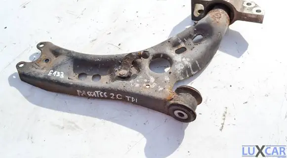 Volkswagen PASSAT CC Front lower control arm/wishbone 1K0407166C