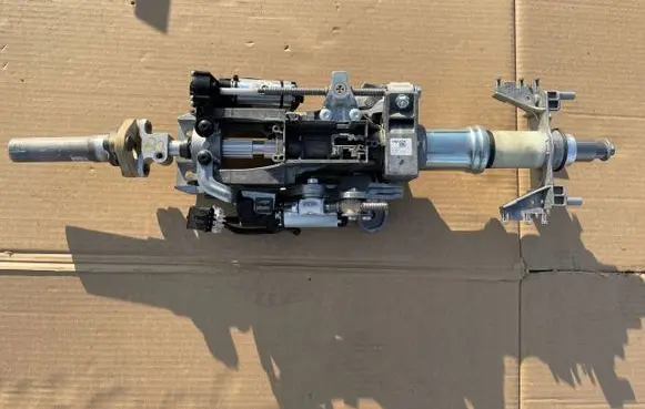 BMW 6 F12 F13 Steering column universal joint 6778135
