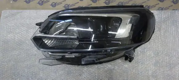 Opel Zafira C Headlight/headlamp 0021827501