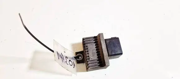 Renault Scenic I Glow plug pre-heat relay