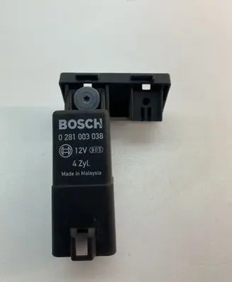 Skoda Superb B6 (3T) Glow plug pre-heat relay 0281003038