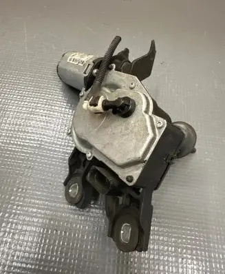 Volkswagen PASSAT B7 Rear window wiper motor 53032812 3G0955711A