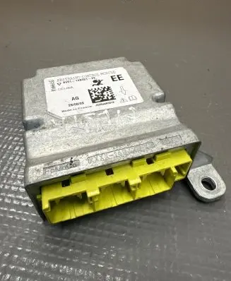 Ford Fiesta Airbag control unit/module 8V5114B321EE J23988A5012