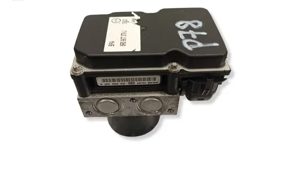 Skoda Fabia Mk2 (5J) ABS Pump 6R0907379J 0003