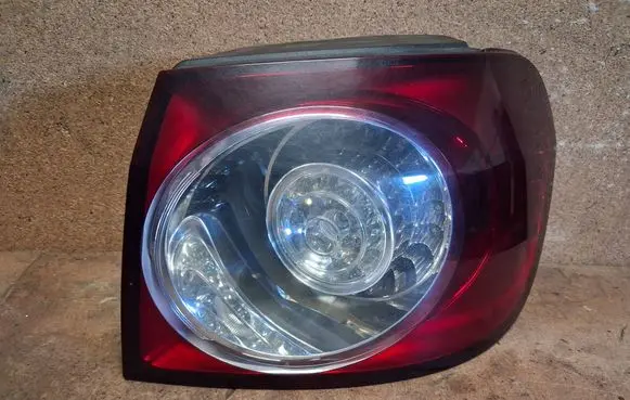 Volkswagen Golf Plus Rear/tail lights 5M0945096L 89035266
