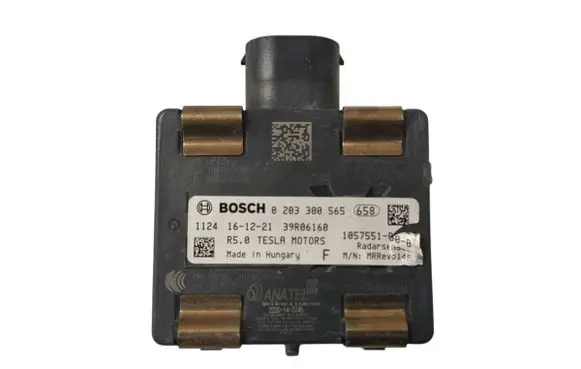 Tesla Model S Distronic sensor radar 105755100B