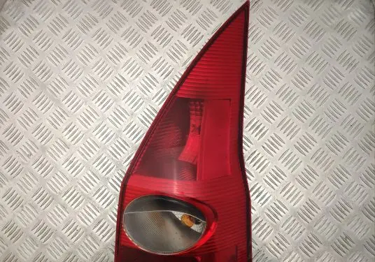 Renault Megane II Rear/tail lights 8200142683