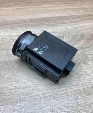 Volkswagen PASSAT B6 Ignition lock 3C0905843M