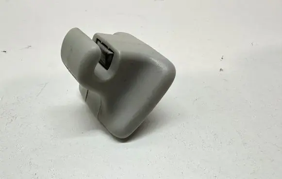 Sun visor clip/hook/bracket