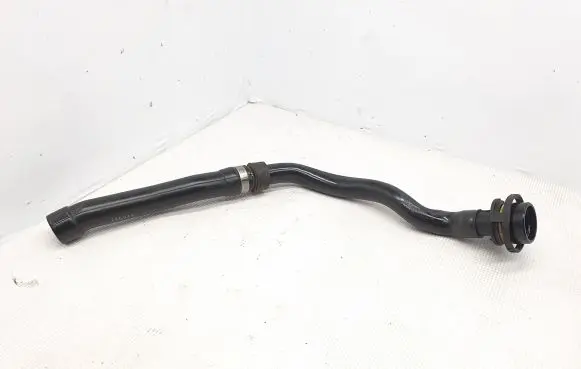 Mercedes-Benz C W205 Breather hose/pipe A65101058