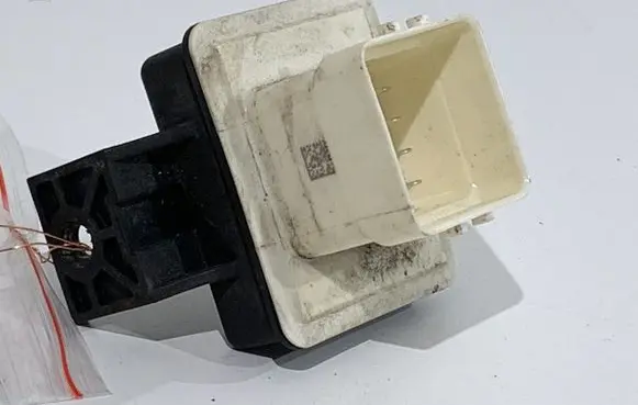 Renault Kangoo II other engine part 110679886R