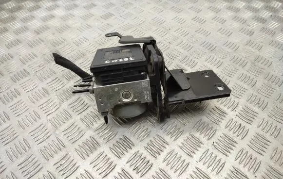 Volkswagen Golf VII ABS Pump 5Q0907379AA 5Q0614517T