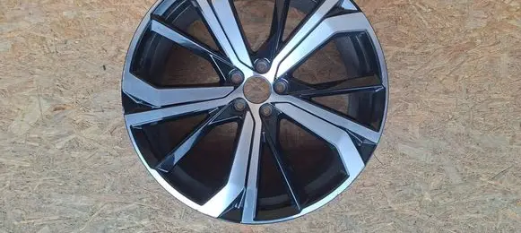Volvo XC60 R21 alloy rim 32134533 B004383