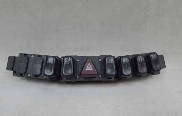 Mercedes-Benz S W220 Hazard light switch 2208214458 58118