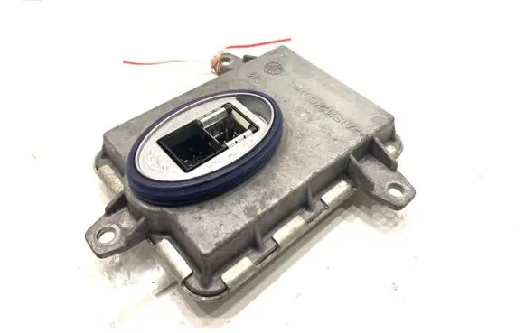 BMW X6 F16 Voltage converter/converter module 7317408