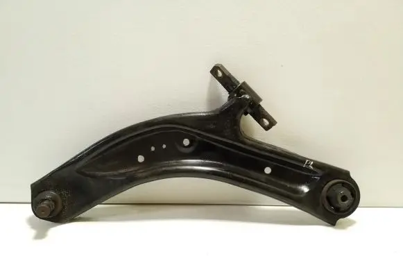 Nissan X-Trail T32 Front lower control arm/wishbone