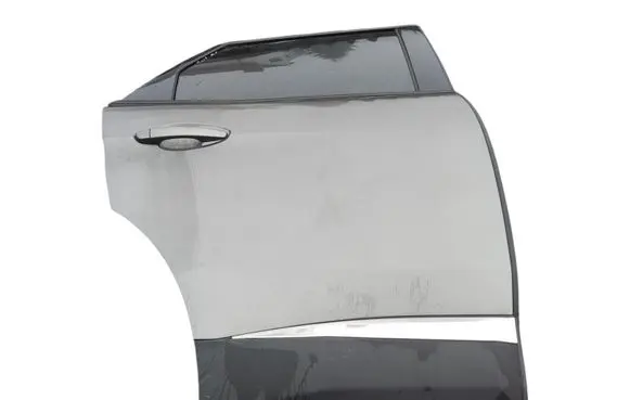 Peugeot 3008 II Rear door 