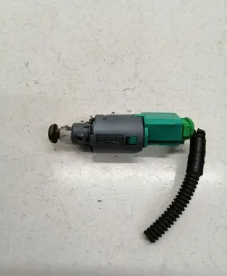 Clutch pedal sensor