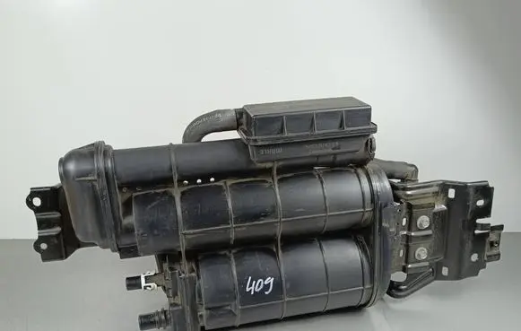 Active carbon filter fuel vapour canister