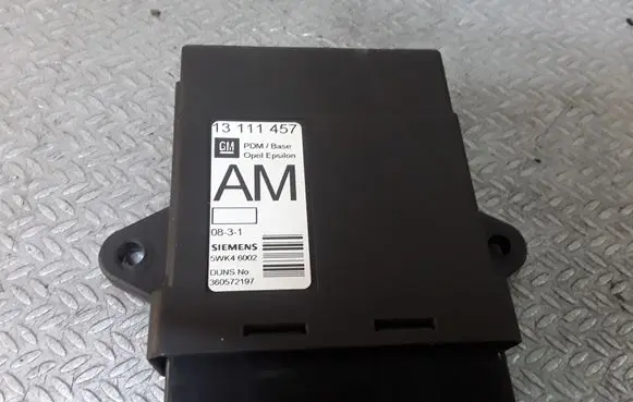 Opel Vectra C Door central lock control unit/module 13111457