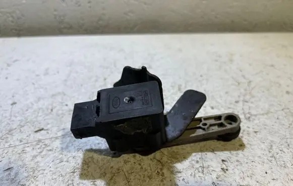 Land Rover Range Rover Sport L320 Front air suspension height level sensor RQH500570 22116
