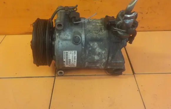 Land Rover Discovery 4 - LR4 Air conditioning (A/C) compressor (pump) 9X2319D629DB