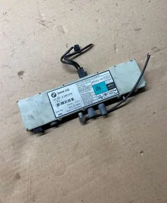 BMW 5 E39 Antenna control unit 65258368879