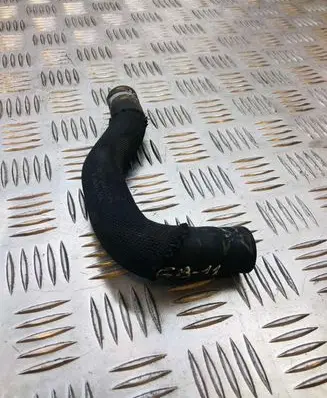 Audi A4 S4 B7 8E 8H Engine coolant pipe/hose