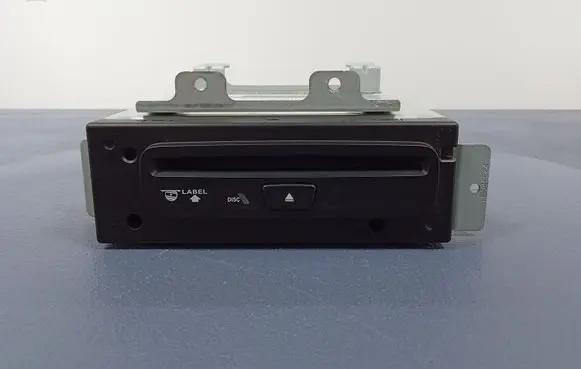 Jeep Grand Cherokee Radio/CD/DVD/GPS head unit P05091245AE