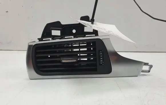 Audi A6 C7 Dashboard side air vent grill/cover trim 4G1820901