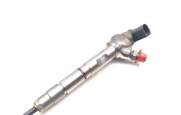 Fuel injector